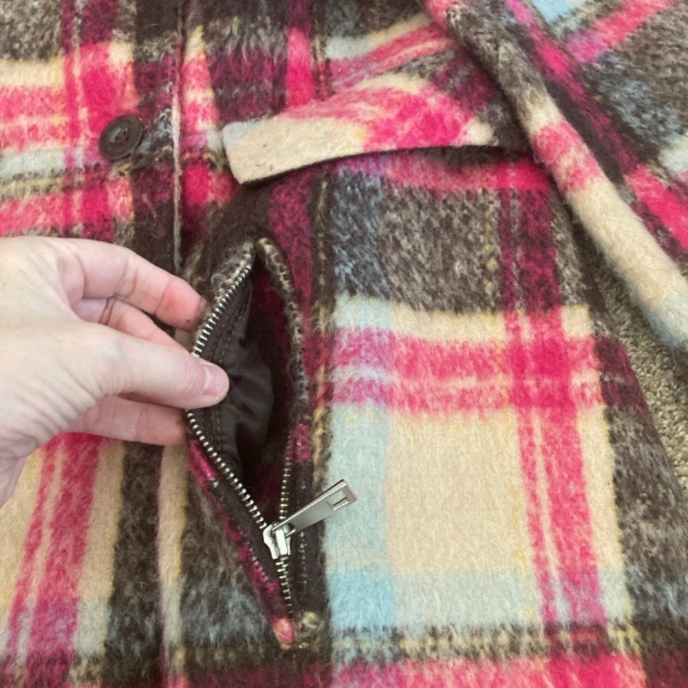 Plaid women’s coat - Picture 4 of 6